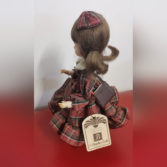 VINTAGE BRADLEY DOLLS ~ 9" COLLECTOR DOLL ~ BIG EYE DOLL ~ MISS SEPTEMBER DOLL - Picture 3 of 11